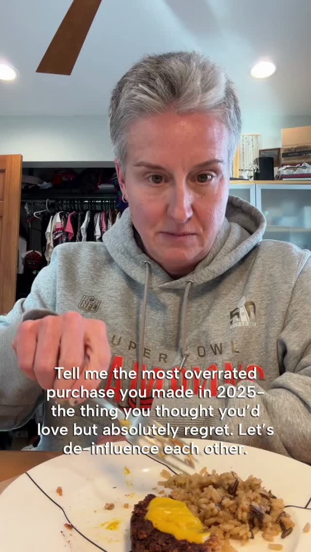 Let me start ⬇️ My biggest flop was that 'perfect' planner. I really thought it would organize my whole life, especially after leaving my 9-5. Nope! It totally failed, and now it's just a paperweight under a pile of mail, barely used. 🤦🏼‍♀️ Now you go. No judgment! Share with me ⬇️ what's the most overrated thing you bought last year. Stick around if you also need help avoiding impulse buys 😂

@paigeaswenson #friday #fridayfunnies

shared via @buzzfy.co