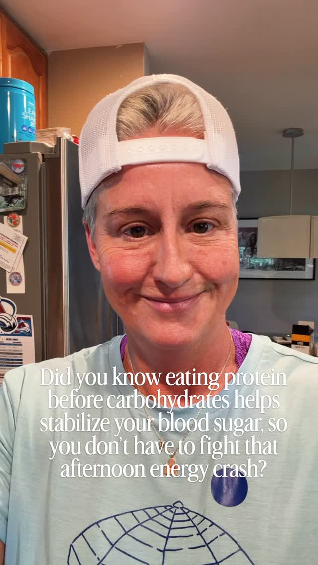 One small change can make a surprisingly big difference. 🤯

Instead of changing what you’re eating, try changing the order you eat it.

🥩 Start with your protein.
🥦 Then eat your vegetables.
🍚 Finish with your starches.

This simple habit may help:
• Reduce blood sugar spikes.
• Keep you feeling fuller longer.
• Support more consistent energy throughout the day.

No food is “off limits.” You’re simply giving your body a different sequence to process the meal.

Try it for a week and see how you feel—especially if you struggle with afternoon crashes or constant snacking. Let me know how it goes!